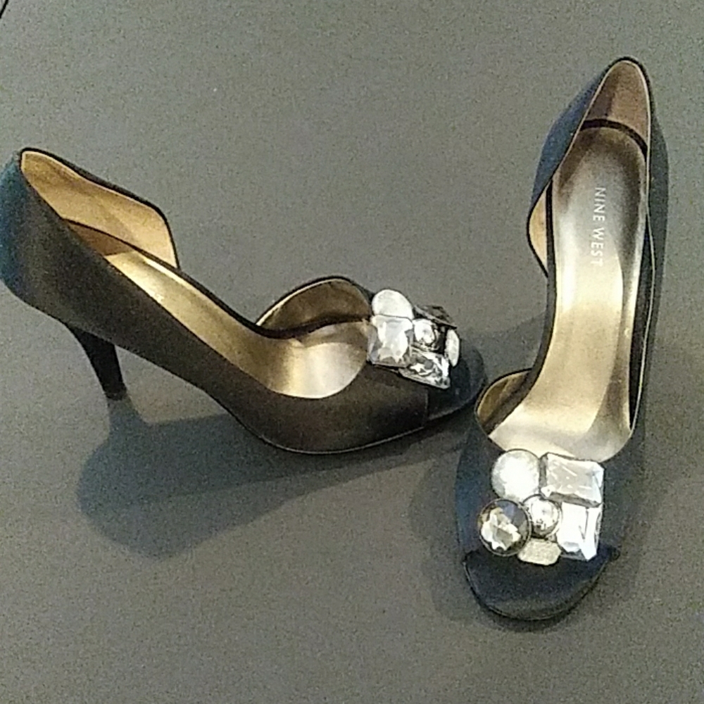 Women's shoes